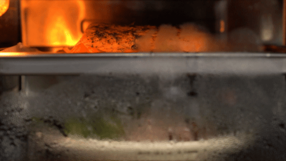 Steam Roast in action — steam pulses as the roast browns
